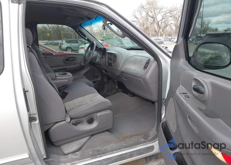 2002 Ford F-150 Lariat/Xl/Xlt from USA, damaged, VIN 1FTRX18LX2KE06883